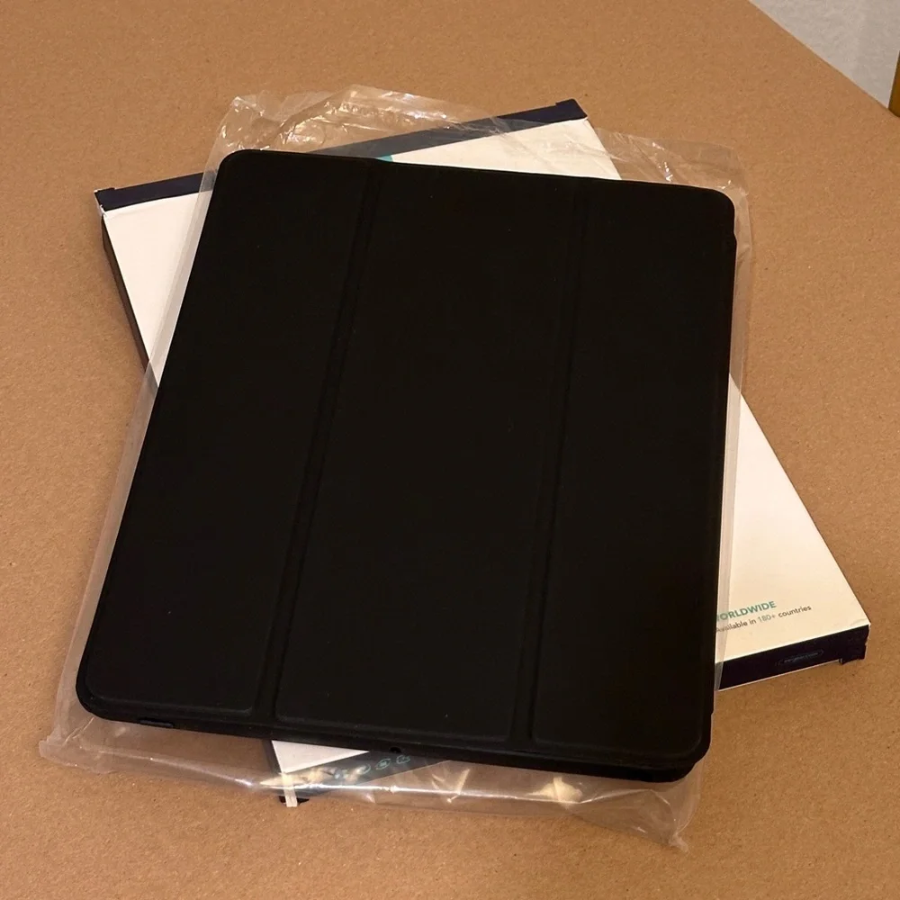 ESR iPad Case compatible with iPad 9/8/7 NEW